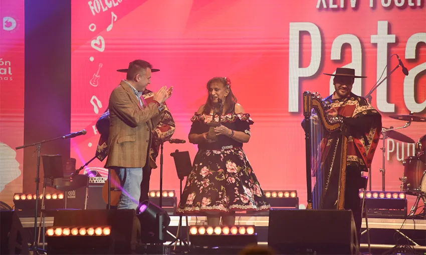Festival Folclórico Patagonia: Maihuén Brilla en el Escenario
