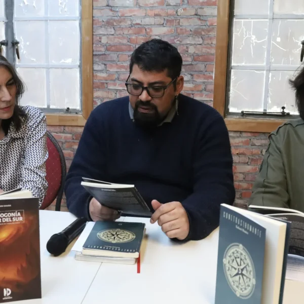 Sopaipillas con Pebre en la Presentación de un Libro