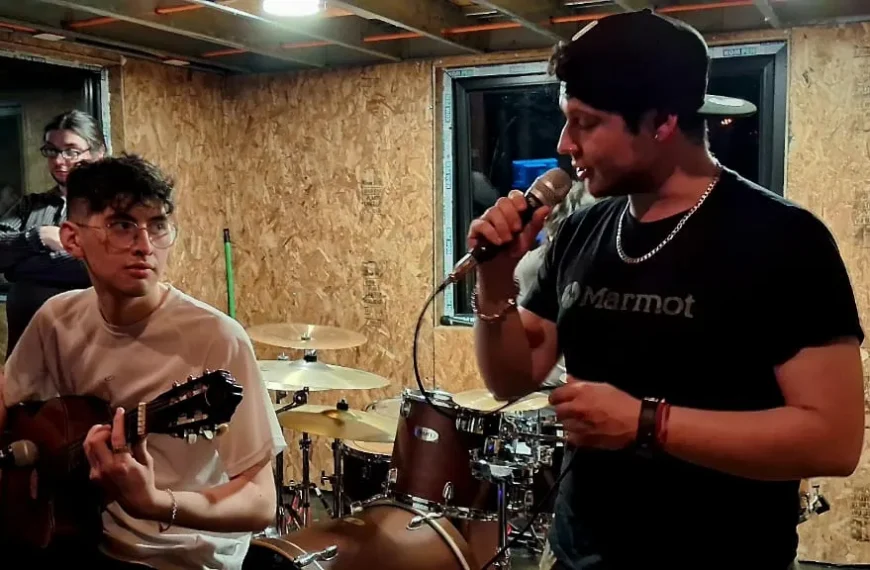 Sebastián Soto STO: Su Debut en Vivo Este Sábado