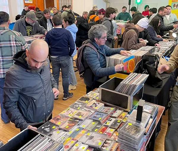 Cambalacheo musical de Melómano Magallánico: nueva jornada