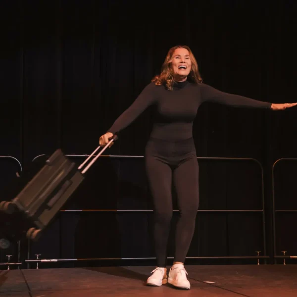 Teatro Itinerante Ascetas: Plan 72 en Hain