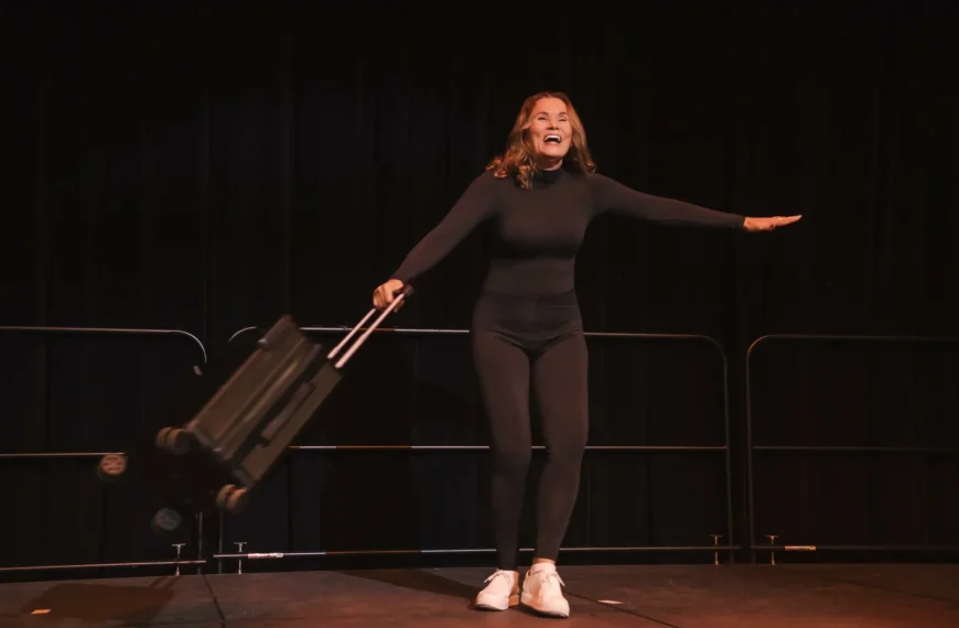 Teatro Itinerante Ascetas: Plan 72 en Hain