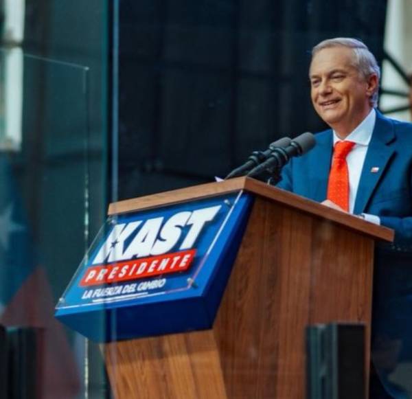 Estrategia comunicacional: ¿Cómo La Moneda marcó la agenda política?