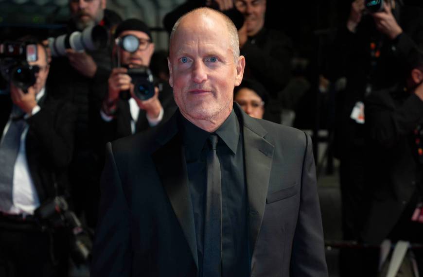 Full Phil: La Comedia Surrealista de Quentin Dupieux en Cannes 2026