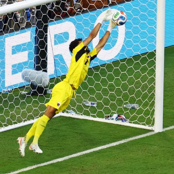 Vozinha Brilla en su Debut con Colo Colo en la Copa Chile